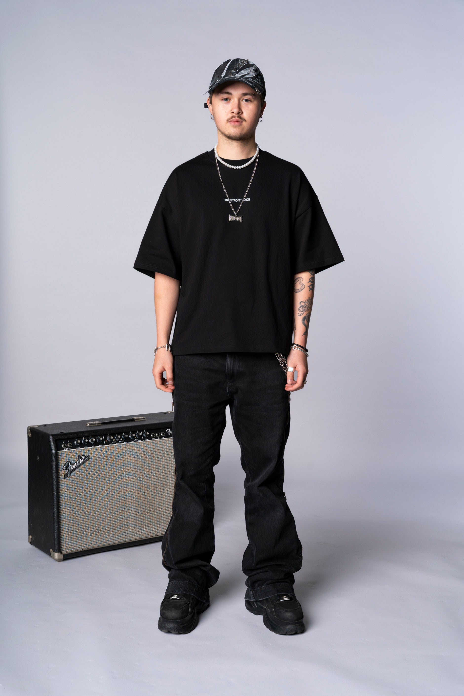 Friends & Family Tee – BLACK