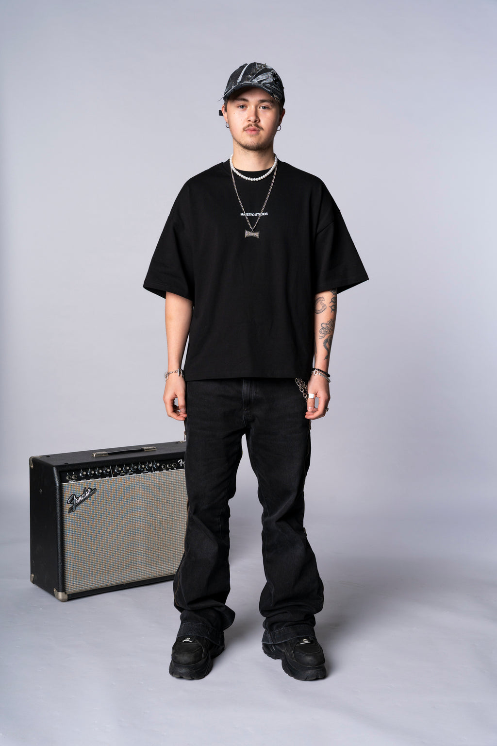 Friends & Family Tee – BLACK
