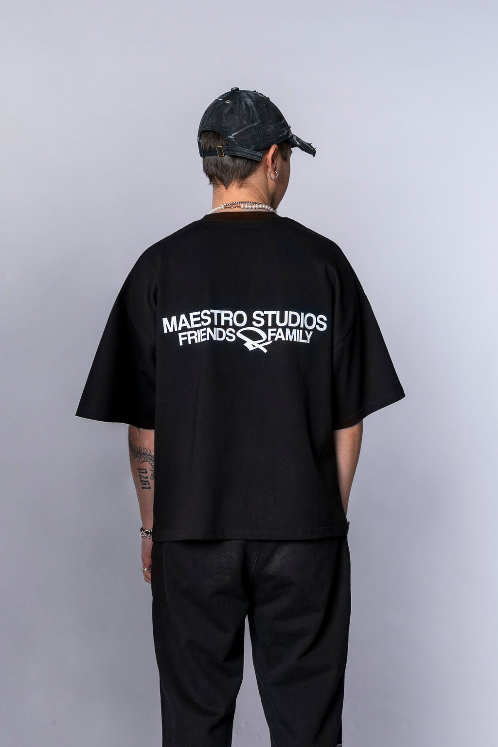 Friends & Family Tee – BLACK